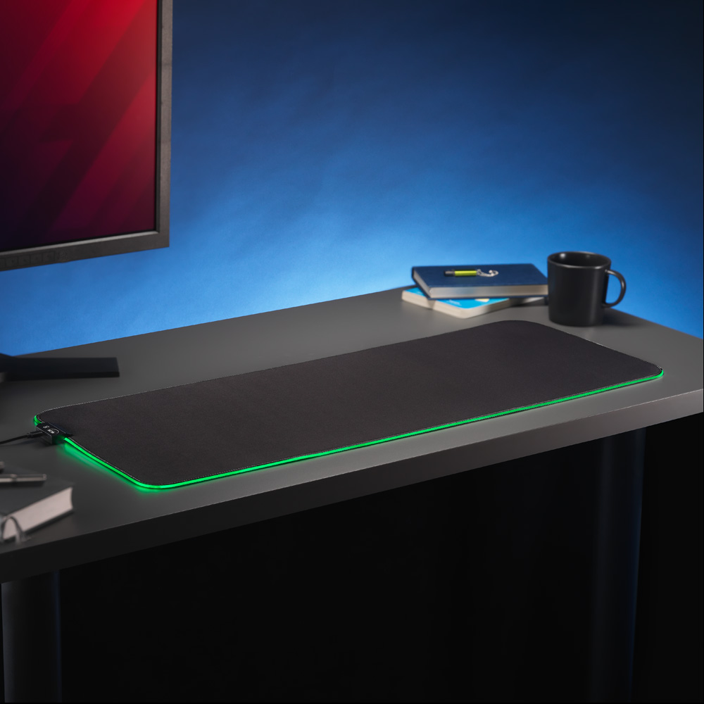 76879 RGB Large Mouse Mat With Lights_01_1000x1000